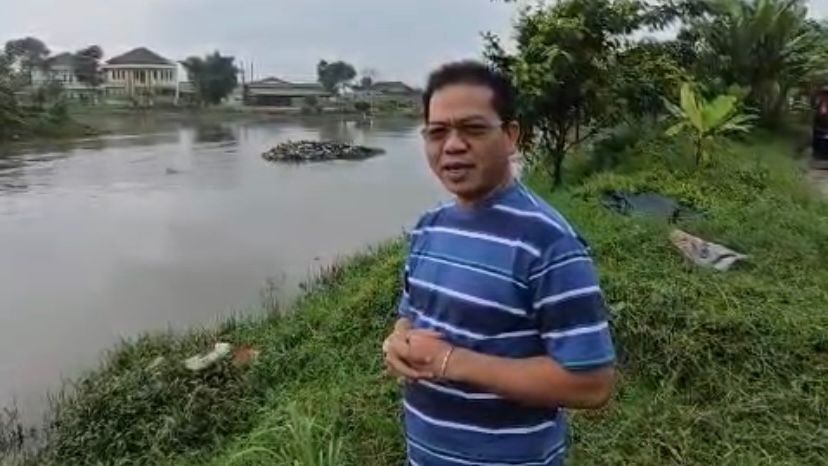 KDS Tinjau Sungai Cikeruh, Desak Normalisasi Citarum