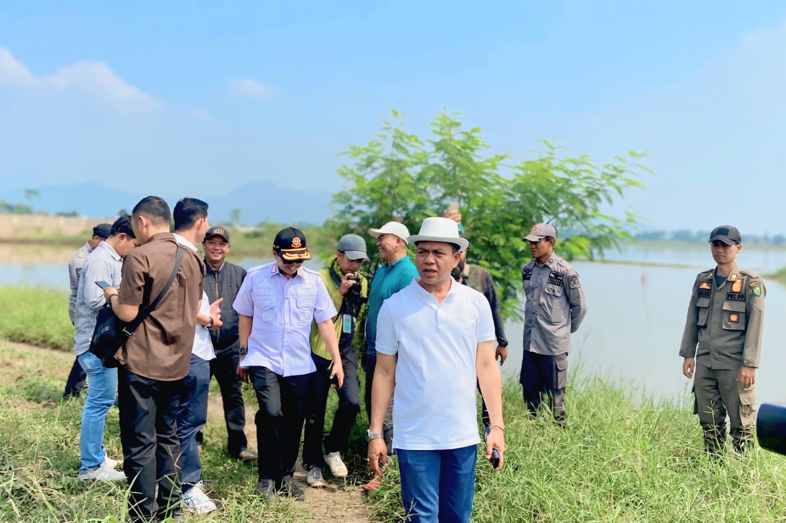 Atasi Banjir Tegalluar, Bupati Bandung Percepat Normalisasi Sungai dan Danau Retensi