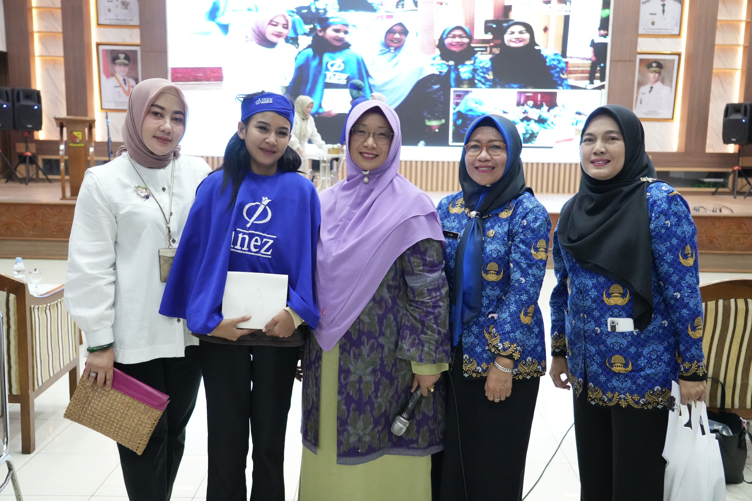 Tak Sekadar Cantik, Emma Dety Dorong Peserta Beauty Class Buka Usaha