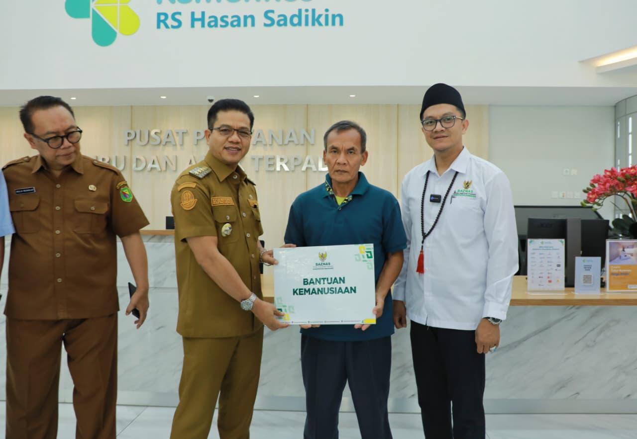 Jenguk Korban Penyekapan 3 Tahun, Kang DS Pastikan Biaya Pengobatan Dijamin Pemkab