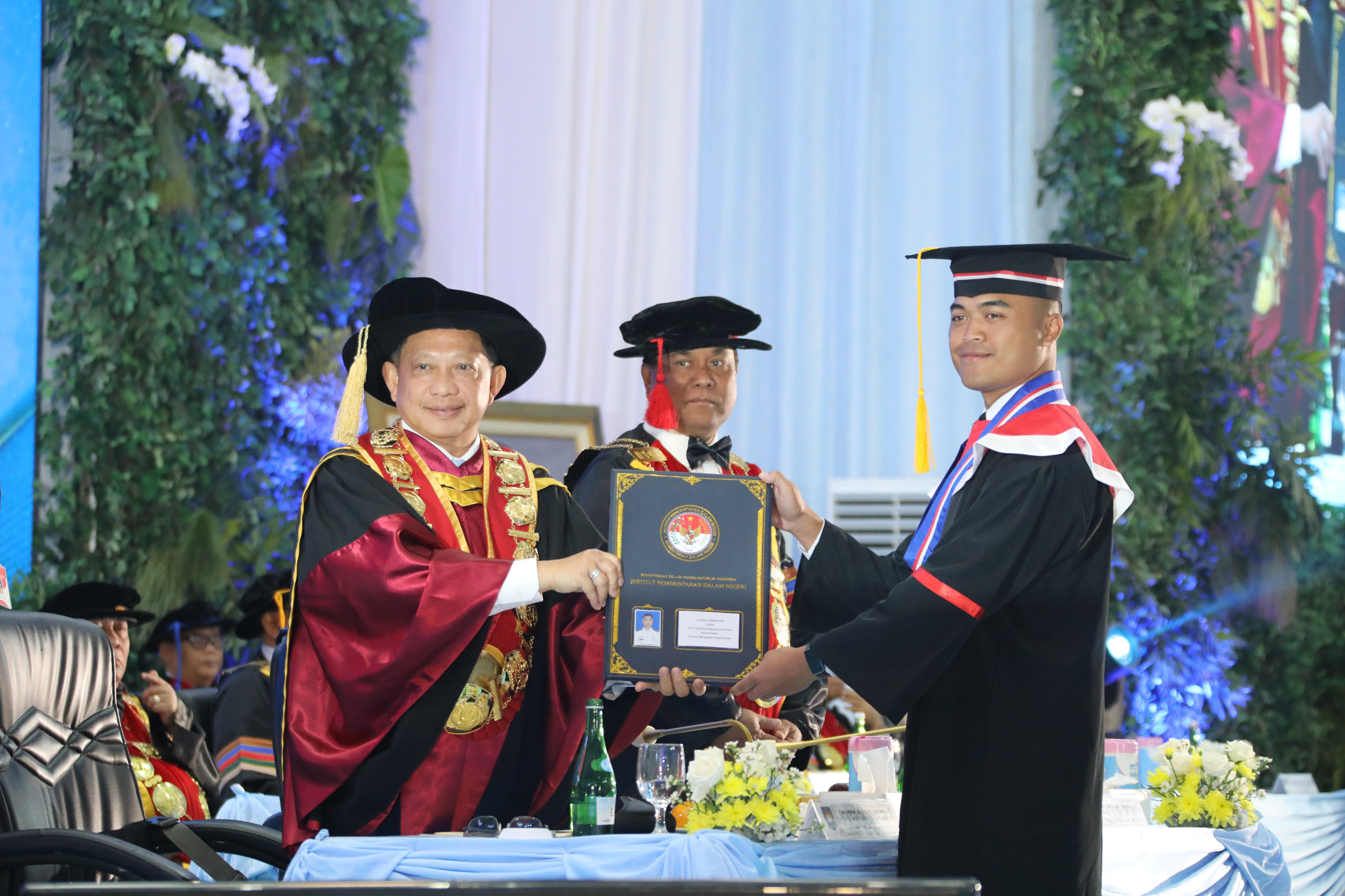 IPDN Wisuda 1.404 Lulusan, Mendagri: Angin Segar Birokrasi Berbasis Pengetahuan