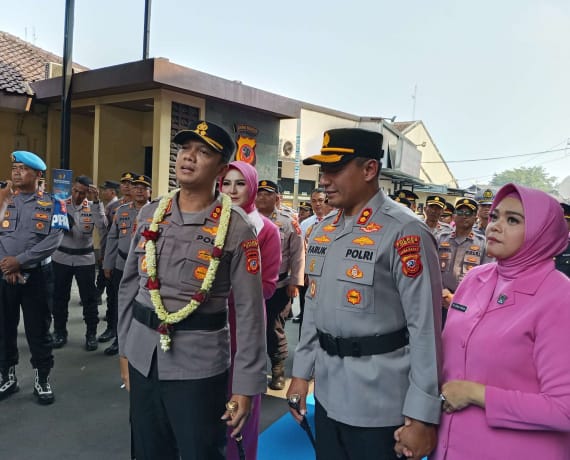 Tongkat Komando Polres Cimahi Berganti, AKBP Moch. Faruk Rozi Resmi Jabat Kapolres Baru