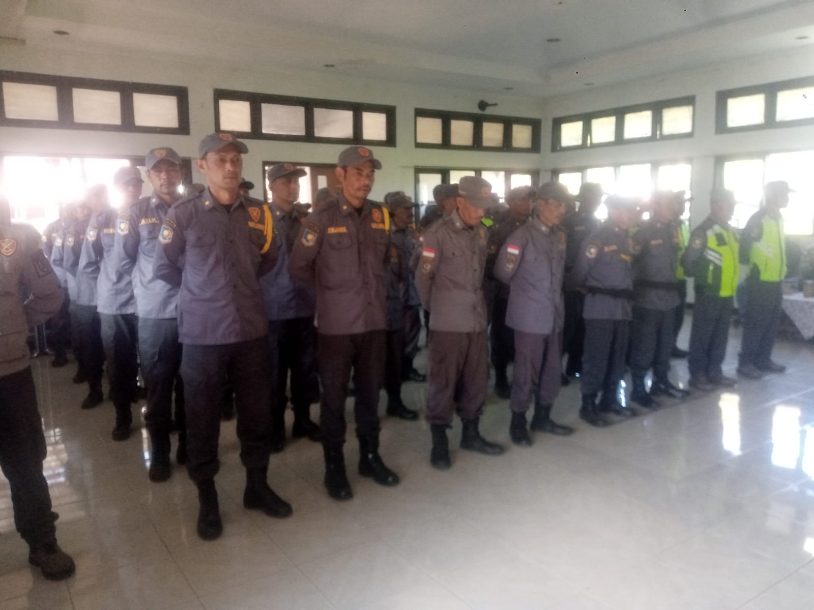 Semarakkan HUT RI ke-81, Kecamatan Rancabali Gelar Lomba LKBB Linmas