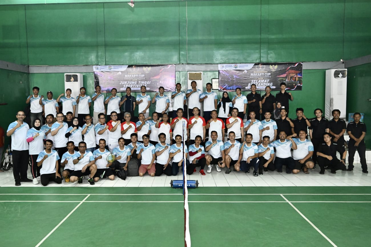 Menteri dan Wamen Transmigrasi Buka Turnamen Bulu Tangkis Makarti Cup 2026