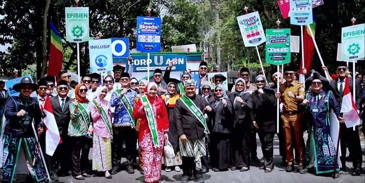 Lewat Karnaval Kemerdekaan, BKPSDM Kabupaten Bandung Kenalkan Konsep CORPU ASN
